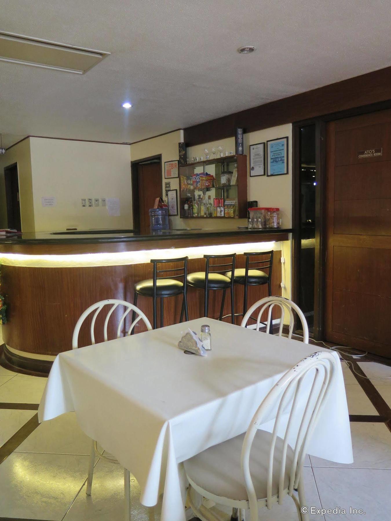Paragon Suites Cebu Εξωτερικό φωτογραφία