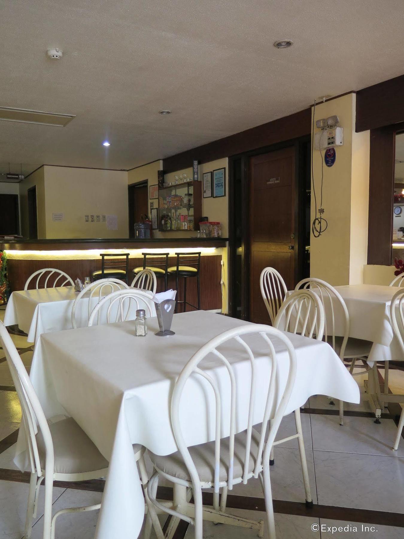Paragon Suites Cebu Εξωτερικό φωτογραφία