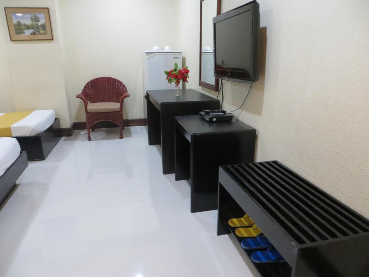 Paragon Suites Cebu Εξωτερικό φωτογραφία