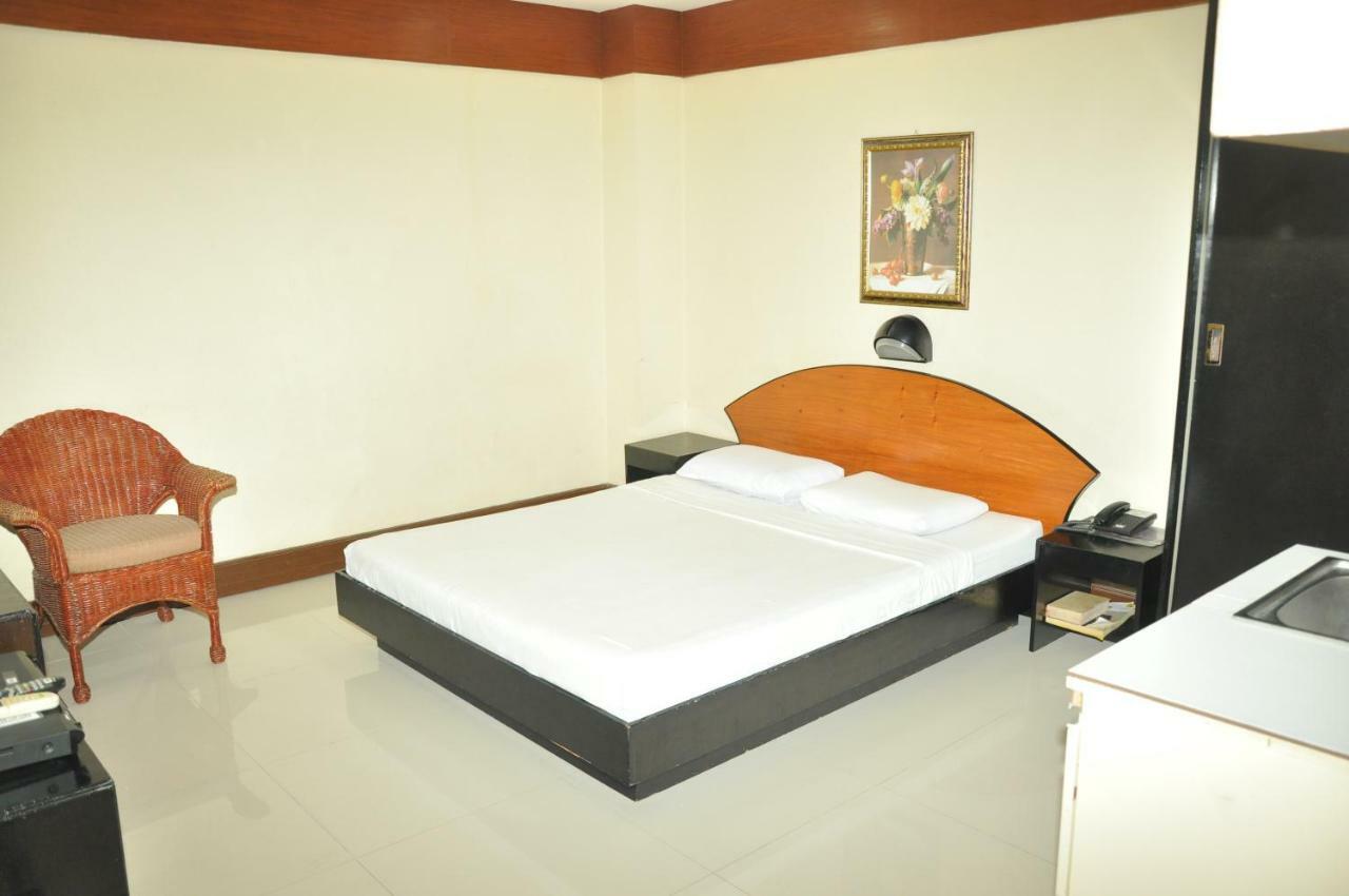 Paragon Suites Cebu Εξωτερικό φωτογραφία